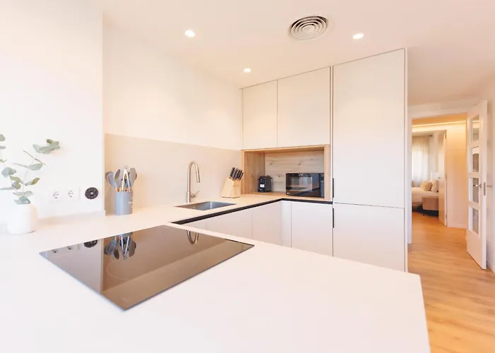 Bravissimo Palau Firal, Near Parc La Devesa