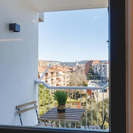 Апартаменты Bravissimo Palau Firal, Near Parc La Devesa *