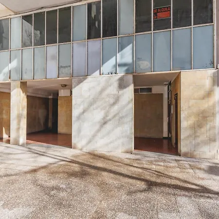 Bravissimo Palau Firal, Near Parc La Devesa * Жирона