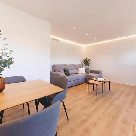 Апартаменты Bravissimo Palau Firal, Near Parc La Devesa *