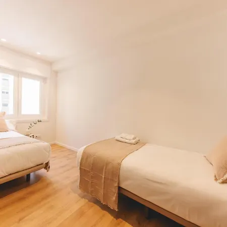 Apartment Bravissimo Palau Firal, Near Parc La Devesa Girona