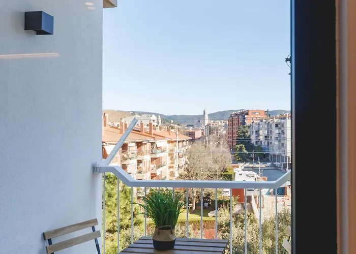 Apartamento Bravissimo Palau Firal, Near Parc La Devesa *