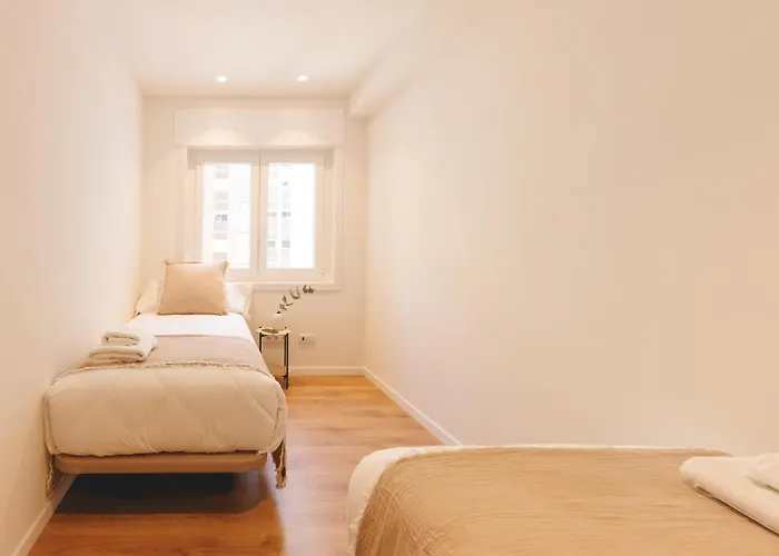 Apartment Bravissimo Palau Firal, Near Parc La Devesa