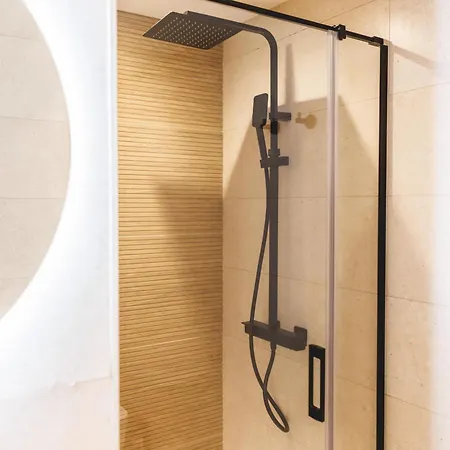 Bravissimo Palau Firal, Near Parc La Devesa 아파트 지로나