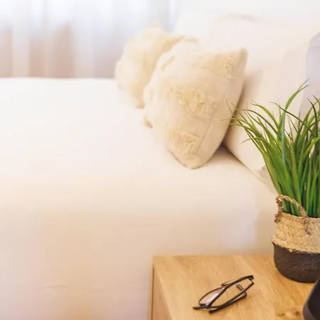 Bravissimo Palau Firal, Near Parc La Devesa 지로나